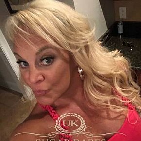 Alexis-Golden Mature escort in London offers Blowjob without Condom services