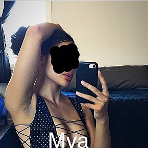 Exotic-Mya Super Gros Seins escort in Vancouver offers Pipe avec capote services