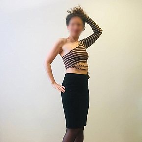 Lisa75 escort in Paris offers Joc de Roluri şi Fantezie services