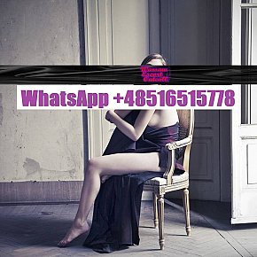 Emily-Escort-Warsaw Deportista escort in Warsaw offers Mamada sin condón hasta terminar
 services