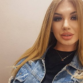 Jassmin Model/Ex-Model escort in Sofia offers Dirtytalk services