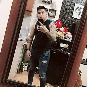 Babydacks Mature escort in Makati offers Kissing services