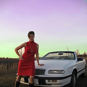 Holistic-companion-4-men escort in Toronto offers Full Body Sensual Massage services