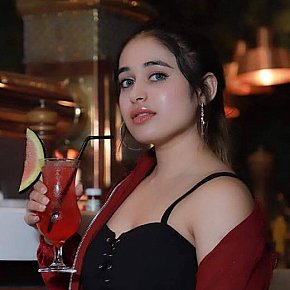 Maaya-Malini Mignonă escort in Delhi offers Finalizare în Gură services