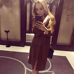 Violetta escort in Shanghai offers Oral fără Prezervativ services