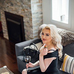 Karina-Valentina Großer Hintern escort in Toronto