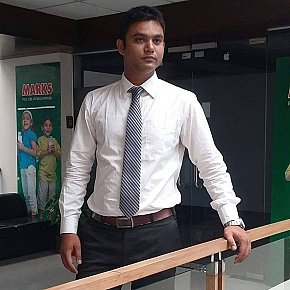 Shovon escort in Dhaka offers Cum in Mouth services