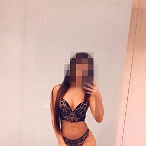 Chloe Occasional
 escort in Toronto offers Girlfriend Experience (GFE) services
