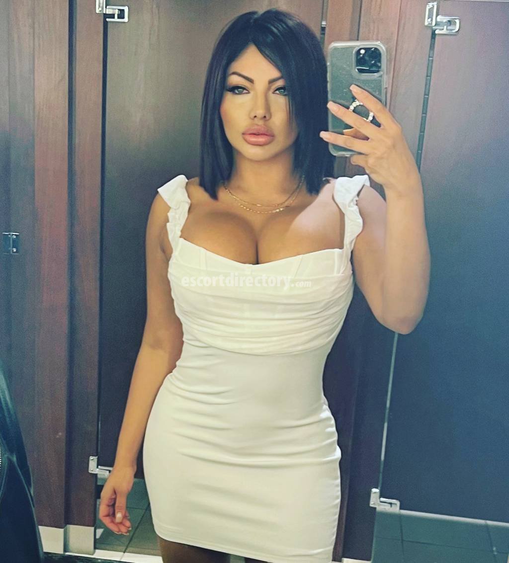 Luciana Luther, escort in Edmonton