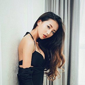 Joy escort in London offers Sesso Anale services