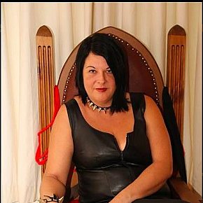 Mistress-Lucinda escort in  offers Fetiche services