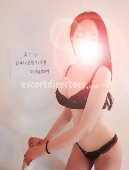 Allie Escort