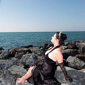 Dominatrix Dinah performs Strap on, escort in Warsaw
