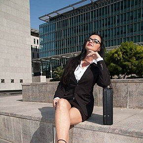 Dominatrix Dinah performs Strap on, escort in Warsaw