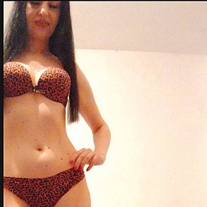 Mysterious-miss-Anna Naturală escort in Cannes offers Girlfriend Experience(GFE) services