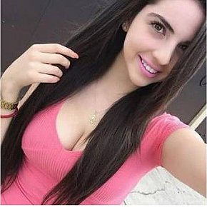 Pune-Escorts-Service Super Busty
 escort in Pune offers Handjob services