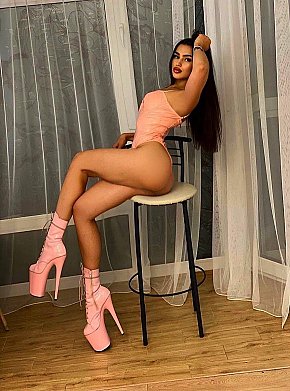 Samira escort in Amsterdam offers Massage érotique services