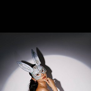 Julia escort in Tenerife offers Pipe sans capote services