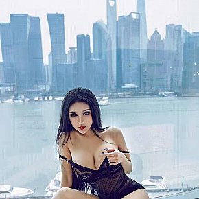 paris Muscular
 escort in Guangzhou offers Cum on Face services