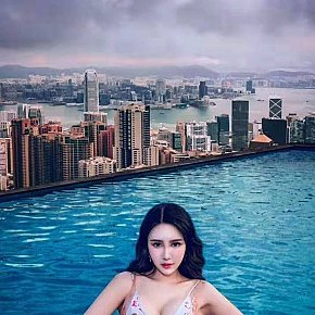 paris Muscular
 escort in Guangzhou offers Cum on Face services