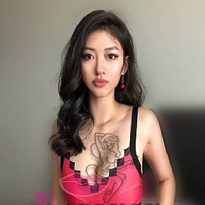 Alexa Completamente Naturale escort in Bangkok offers Bacio services