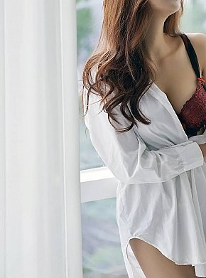 Bella-Brazilian-Chinese Completamente Naturale escort in Bangkok offers Girlfriend Experience (GFE) services
