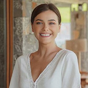Elena escort in Chisinau offers Cum on Face services