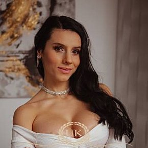 Nelly-Kent Super-forte Di Seno escort in Bucharest offers Fetish services