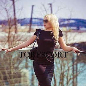 Cleo escort in Hamburg offers DUO services