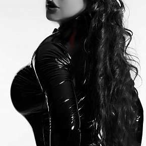 Sofiafatale Super Busty
 escort in Paris offers Titjob services