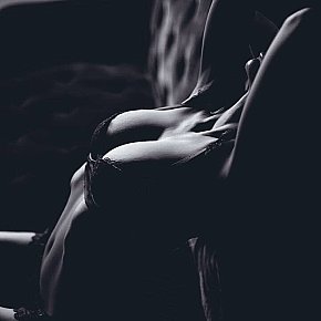 Claire, escort in Prague