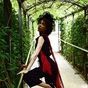 Rebecca-Diamante escort in Turin offers Lingerie services