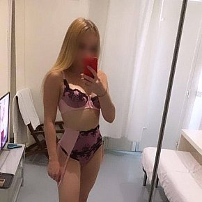 Muza escort in Salerno offers Sexe anal services