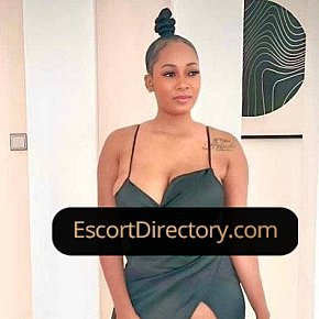 Camilla Super Gros Seins escort in Abu Dhabi offers Lécher l'anus (passif) services