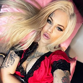 Bianka Swool performs Handjob, escort in Montreal