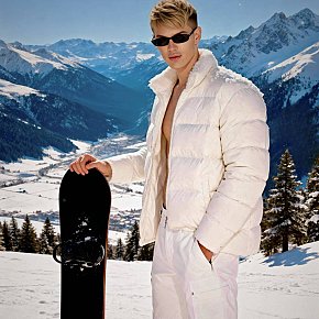 Allan_Campos escort in  offers Dildo / Spielzeuge services