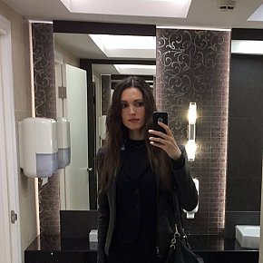 Zii escort in Istanbul offers Erotic massage services