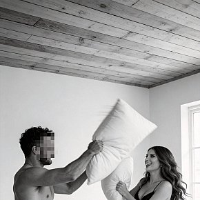 DarinaVIP Vip Escort escort in Paris offers Lingerie services