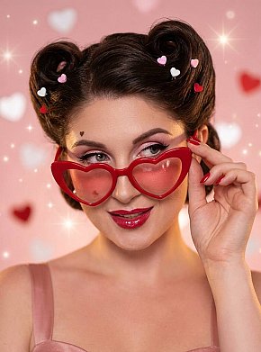 DarinaVIP Vip Escort escort in Paris offers Lingerie services