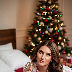 DarinaVIP Vip Escort escort in Paris offers Lingerie services