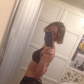 Lena Natürlich escort in London offers Körperbesamung services