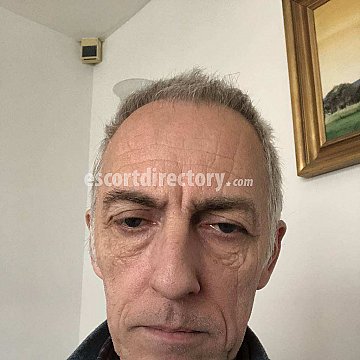 Ian---Ladies-ONLY escort in Northampton offers Sveltina services