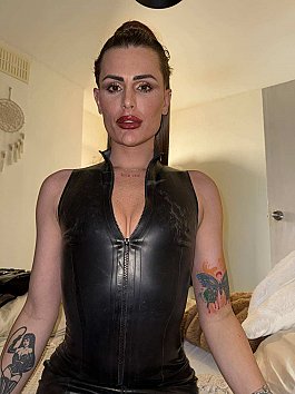 Miss-Rachael-English