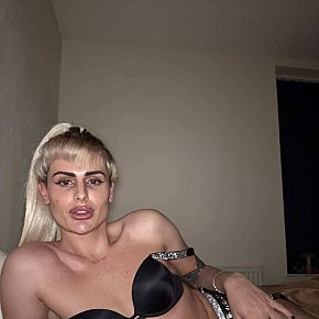 Miss-Rachael-English Gelegentlich escort in Birmingham offers Schaummassage services