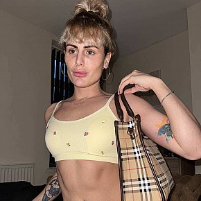 Miss-Rachael-English Gelegentlich escort in Birmingham offers Schaummassage services