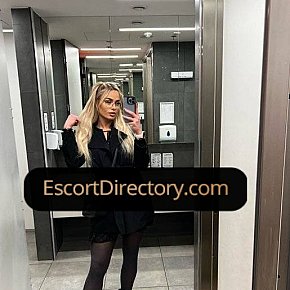 Amanda Garota Fitness escort in  offers Sentar na cara services