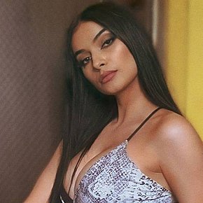 JAYMA Model /Ex-model
 escort in Paris offers Cum on Face services