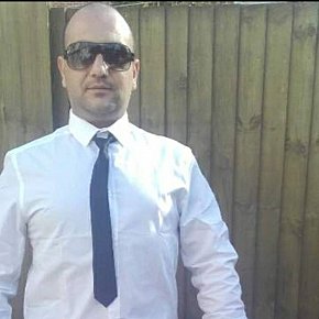Escort-male escort in Leeds offers Cumshot on body (COB) services