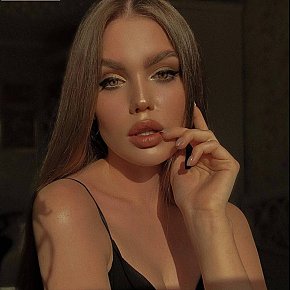 Oksana_LG Garota De Colegial escort in Paris offers Ejaculação no rosto services