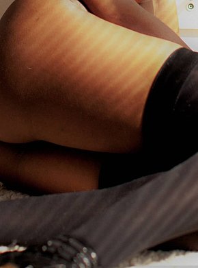 Ashley escort in London offers Massage intime services